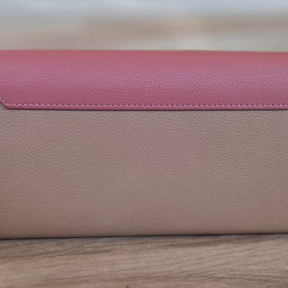 Louis Vuitton Portefeiulle Lock Me II Camel/Mauve Long Wallet - Picture 2 of 8